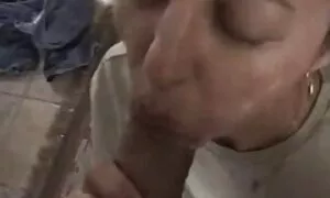 E negoziare vecchie anziane porche divertimento
