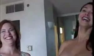 Amatoriale cougar premiere mature e porche di Johor Bahru Doppia penetrazione